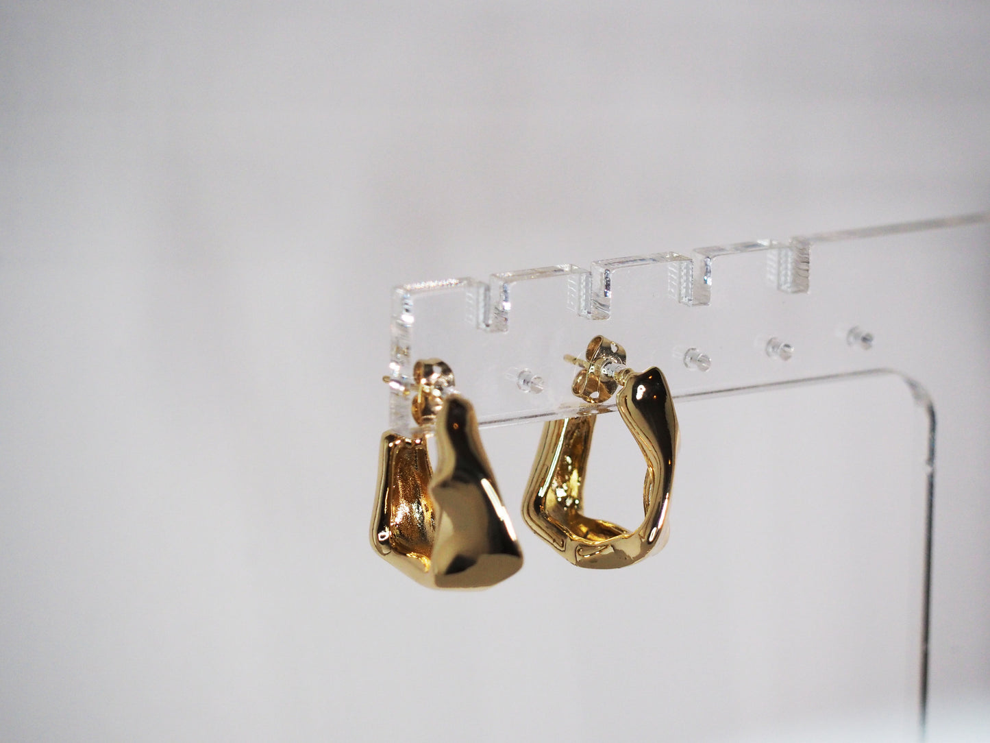 Hoops Chunky Square Shape Earrings - Gold Plated 18k