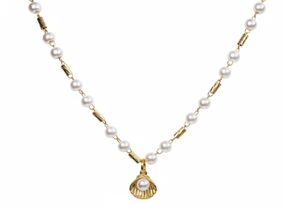 Pearl & Seashell Necklace – 18K Gold Plated