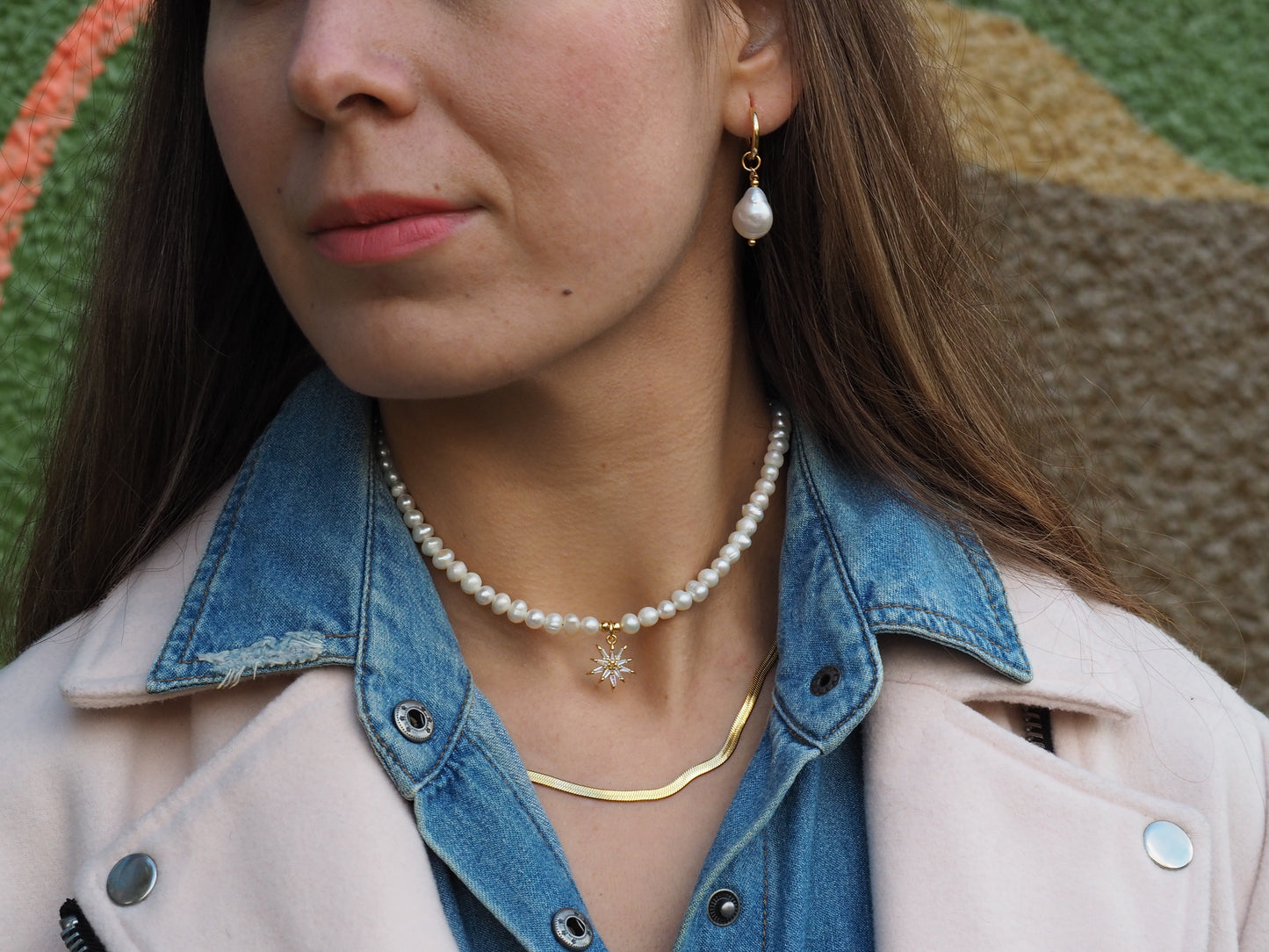 Medium Mother Pearl Earrings - Gold Plated 18k