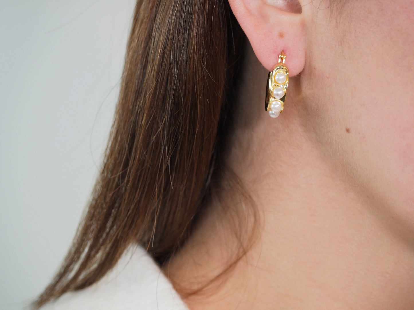 18k Gold Plated Hoop Earrings with Medium Pearls