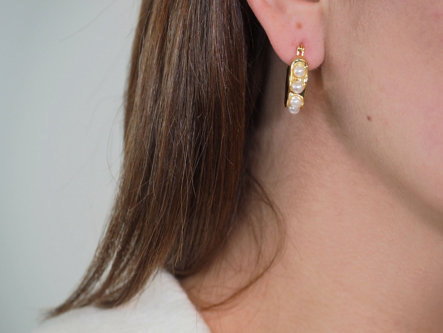 18k Gold Plated Hoop Earrings with Medium Pearls