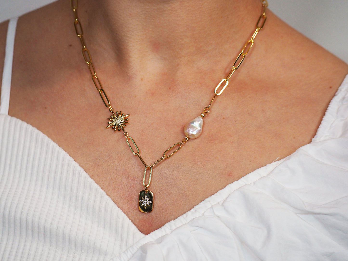 Pearl Sun & Star Necklace with Zircons | 18K Gold Plated