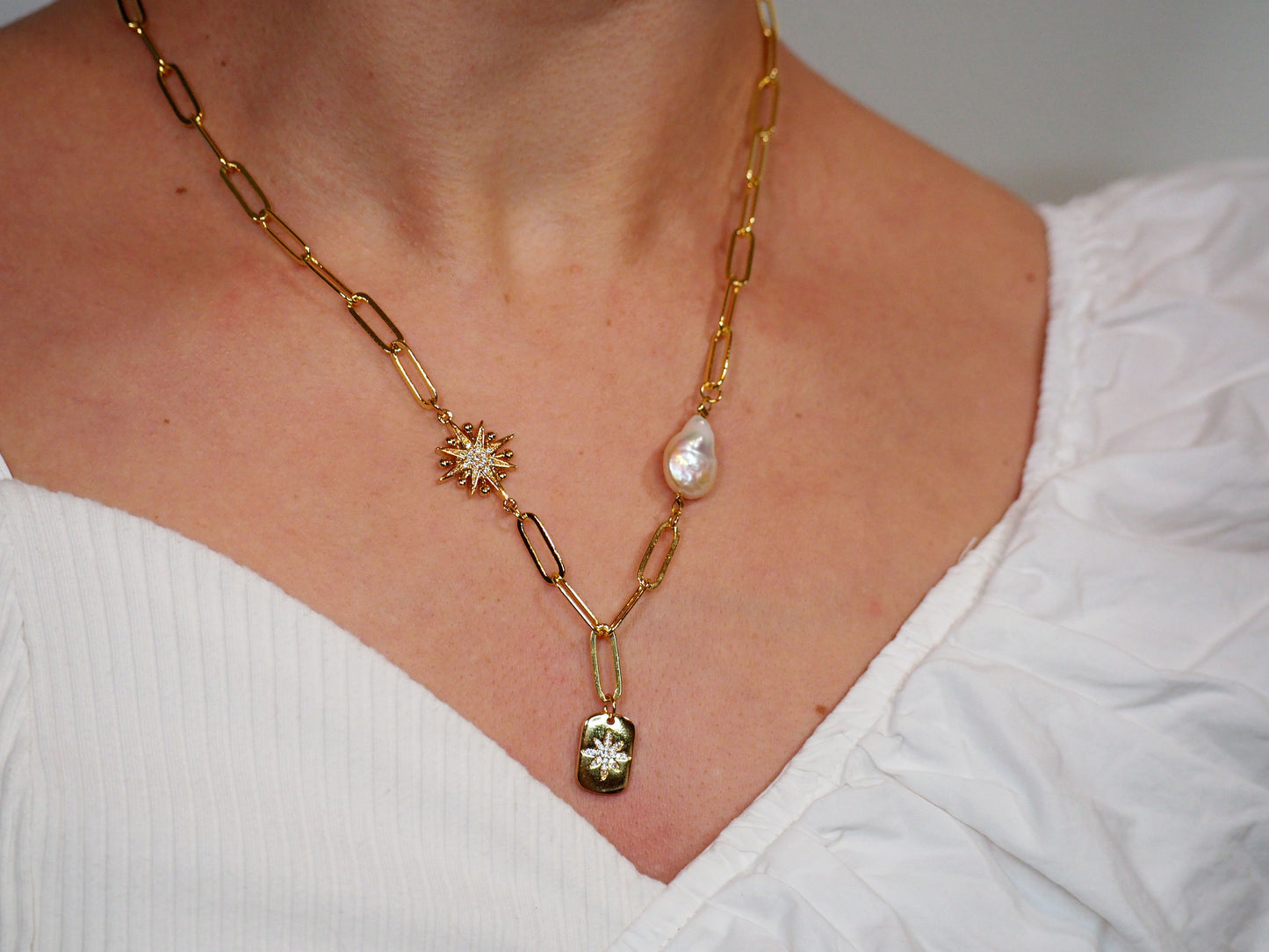 Pearl Sun & Star Necklace with Zircons | 18K Gold Plated