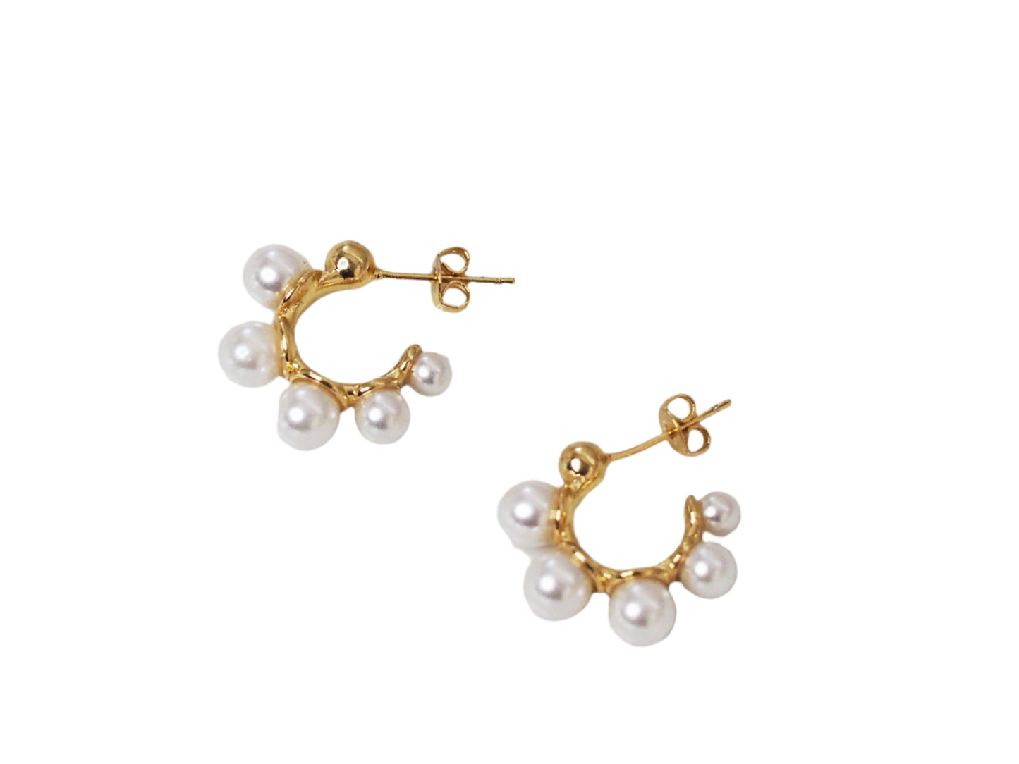 Round 18K Gold Plated- Earrings with 5 Pearls