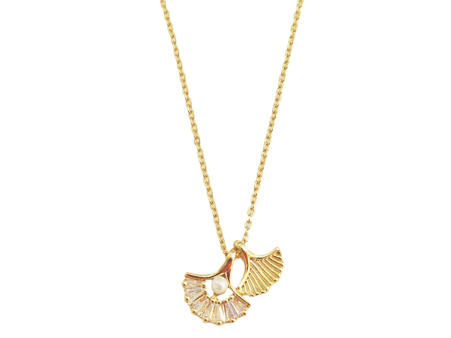 Seashell Necklace with Zircons and Pearl 18k Gold Plated