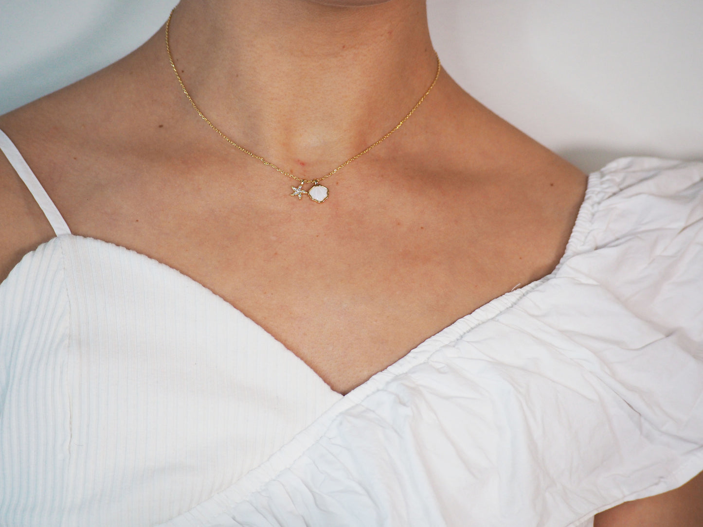 Seashell Necklace with Star of Zircons 18k Gold Plated