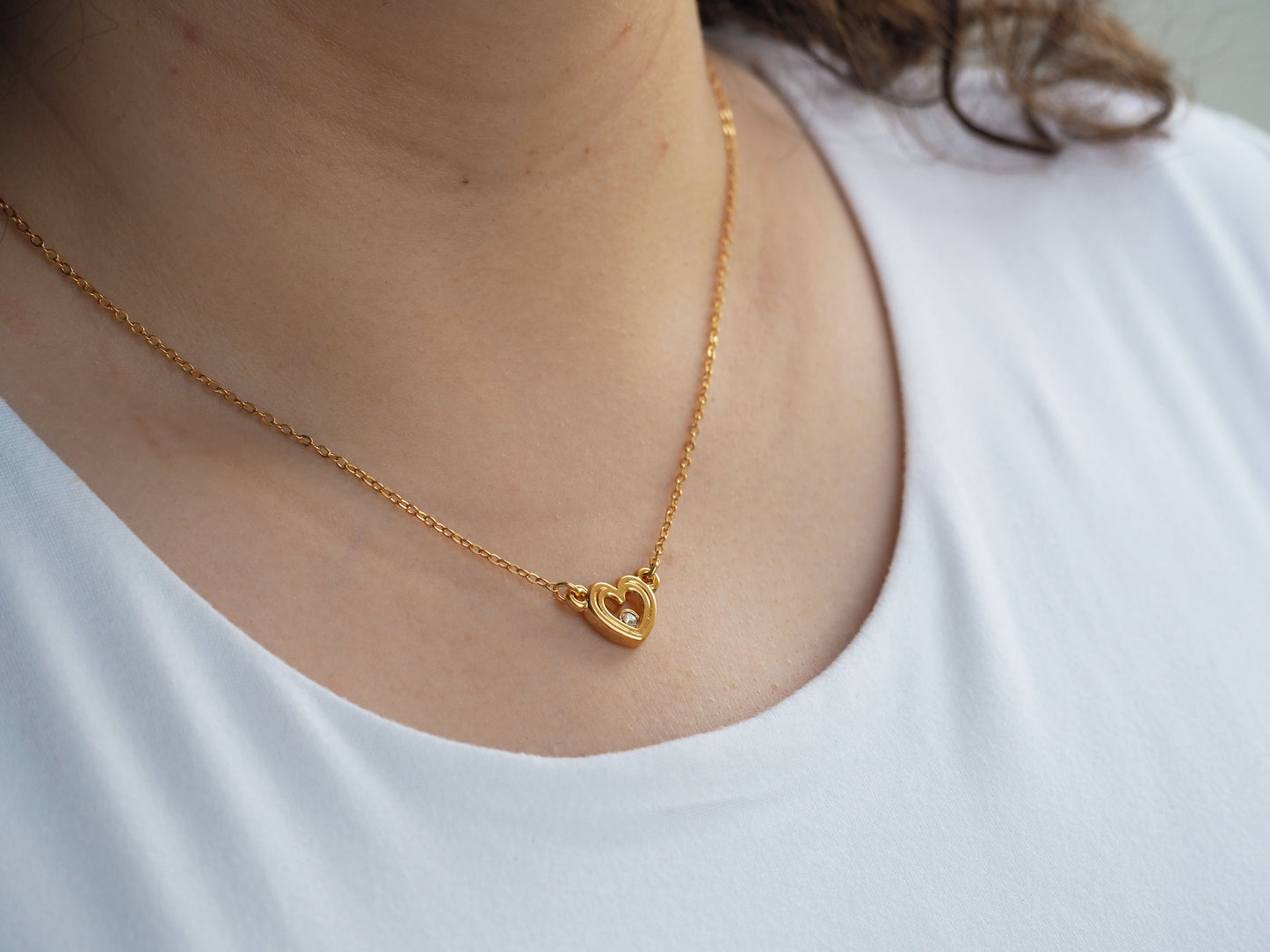 Heart Necklace with Zircon – 22K Gold-Plated Heart Pendant with White Zircon