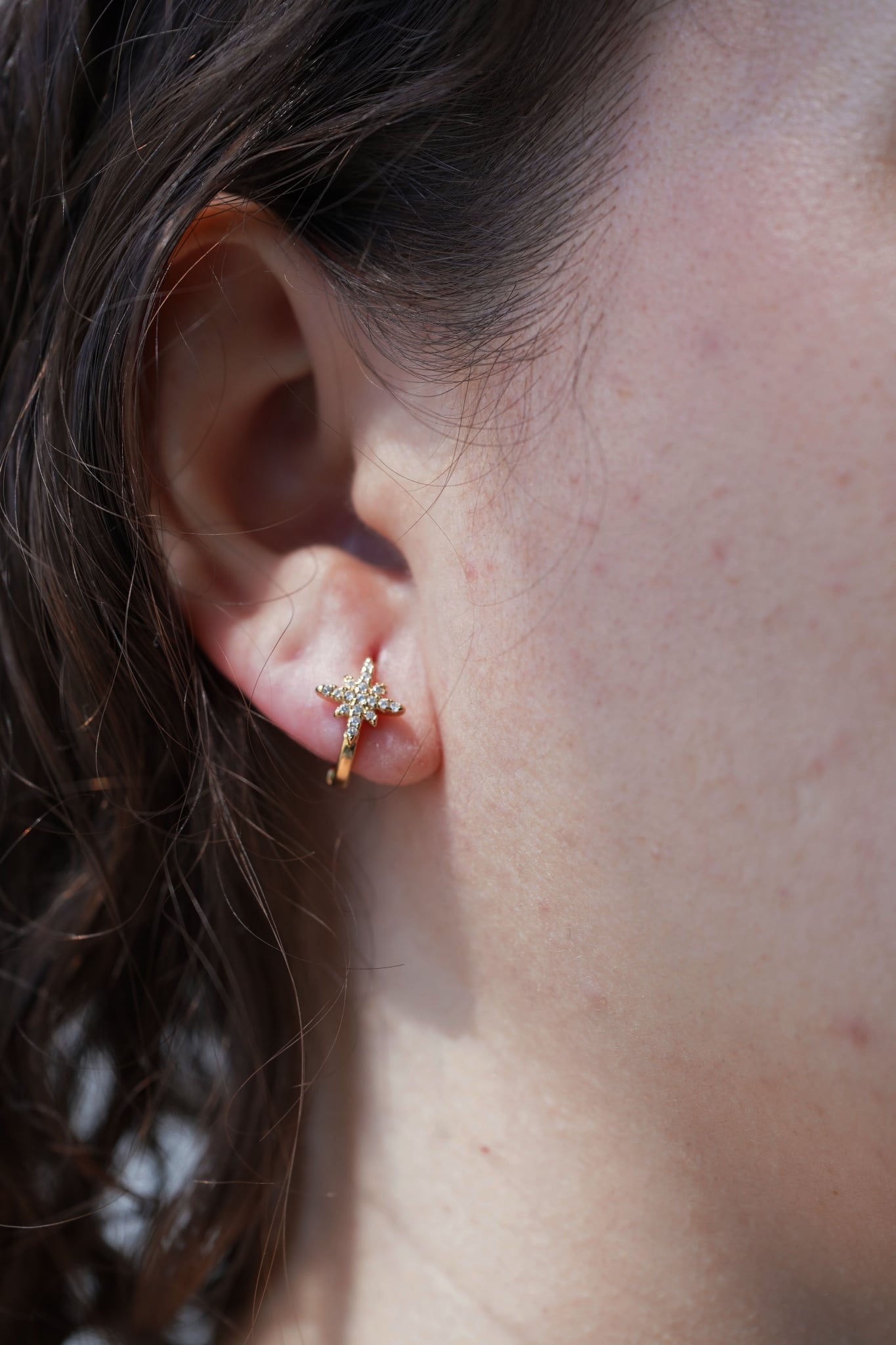 Star Huggies with Zircons-18K Gold Plated