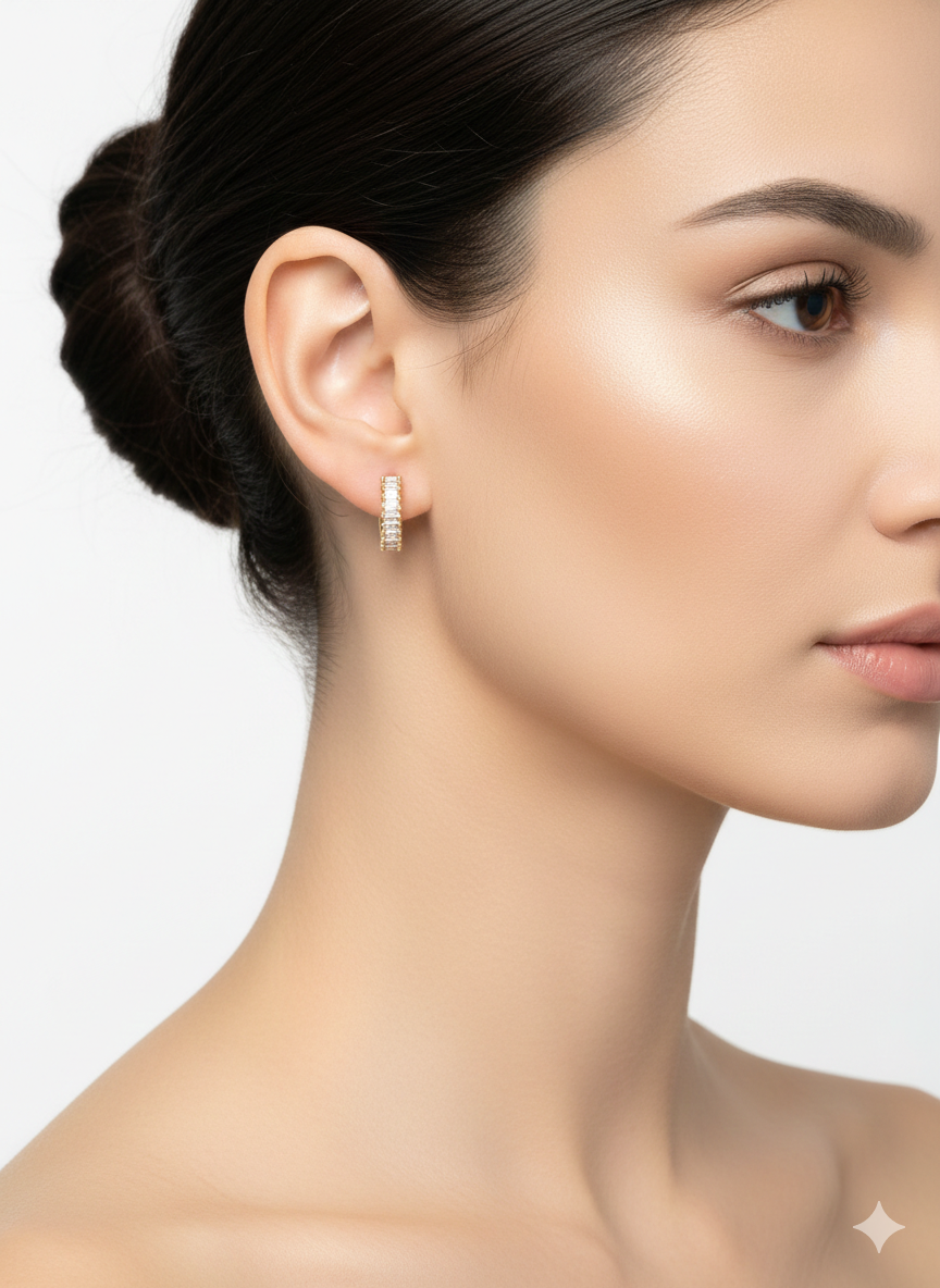 Mini Huggie Earrings with White Zirconia Bar – 18K Gold Plated, 0.8cm Small Hoop