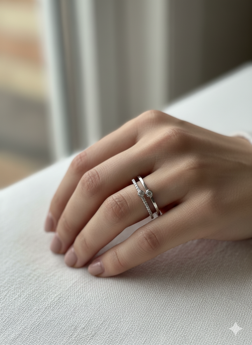 Double Ring with White Zirconia – Sterling Silver 925