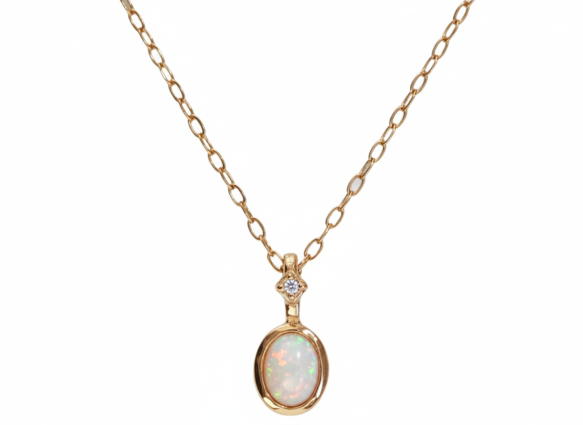 Agate Stone Necklace with Zirconia – 18K Gold Plated