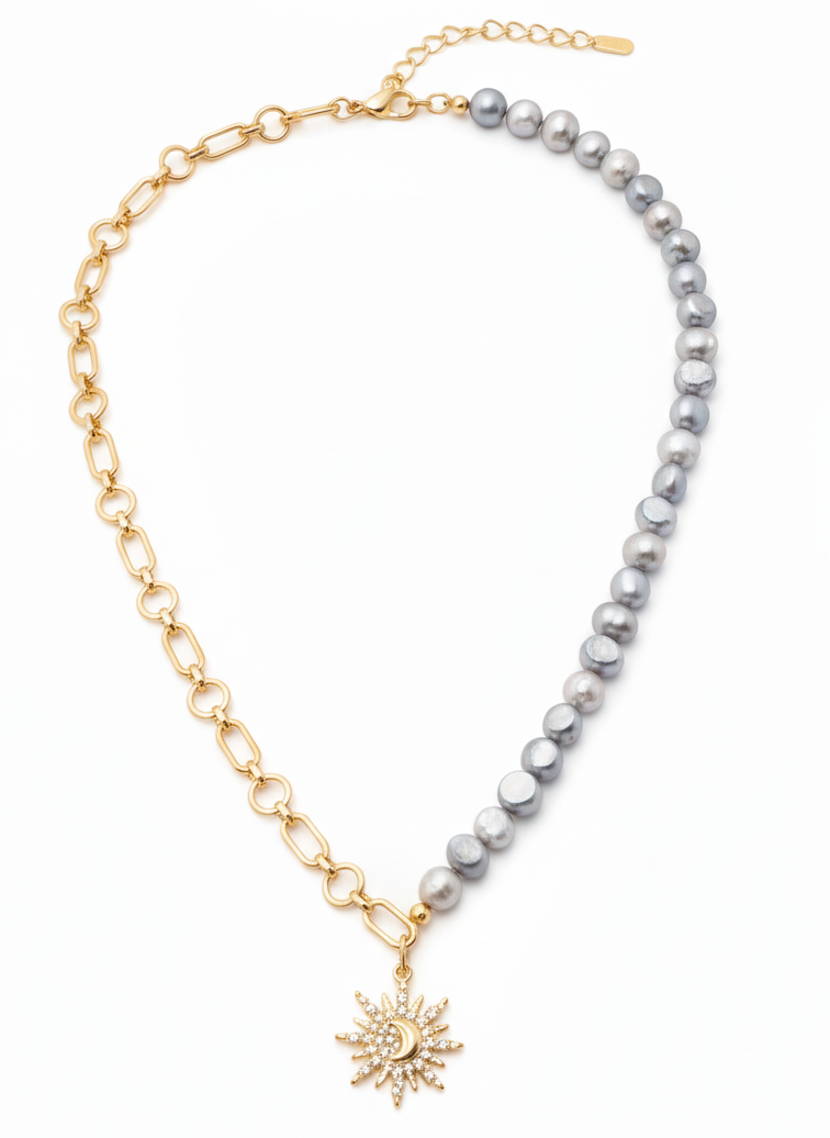 Half Chain Necklace with Grey Freshwater Pearls & Sun Pendant – 18K Gold Plated