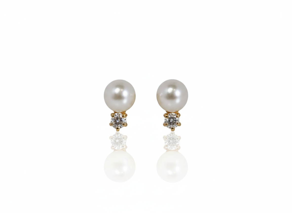 Elegant Pearl Earrings with Zirconia- 18K Gold Plated
