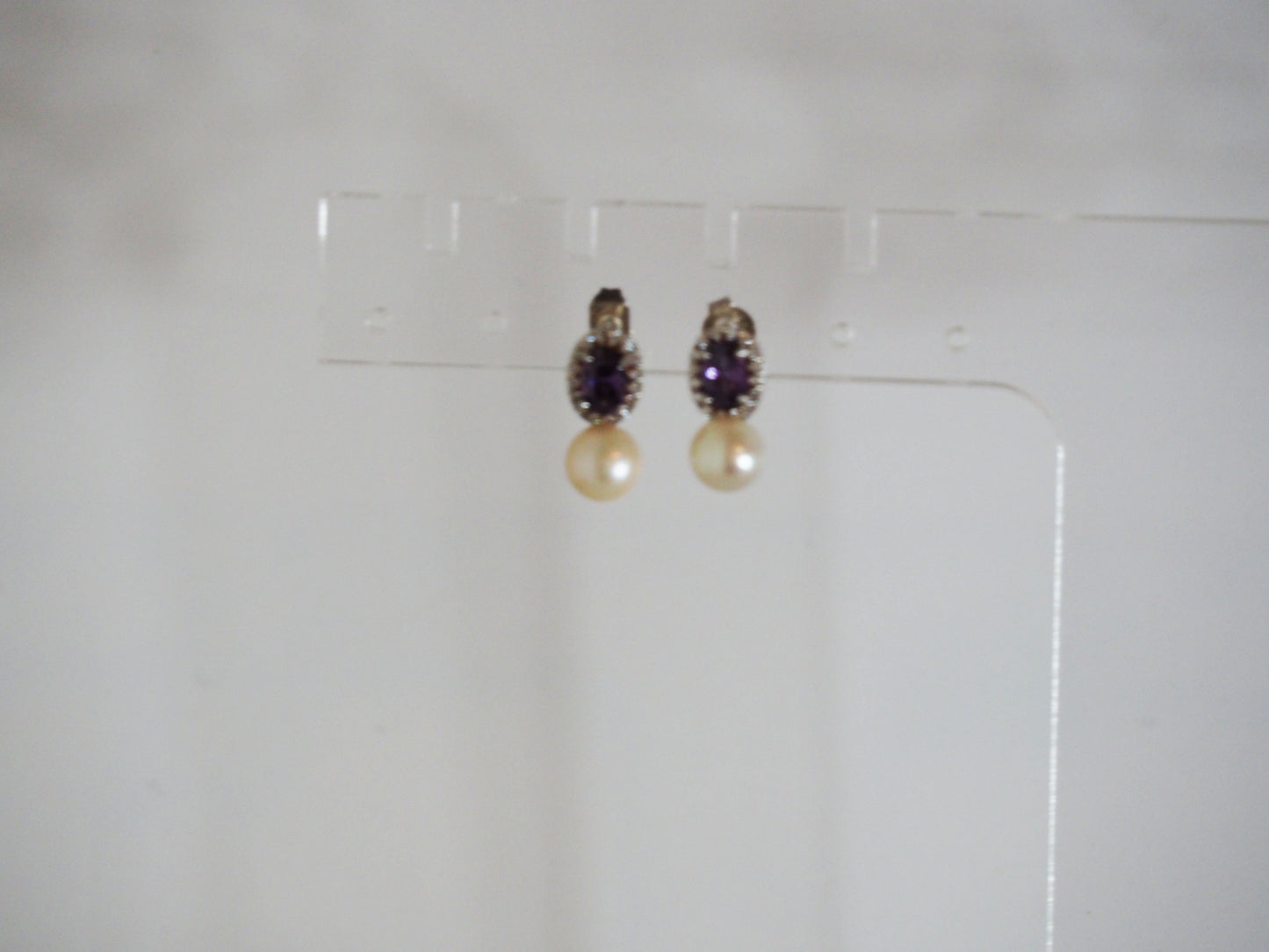 Earrings purple zircons and pearls