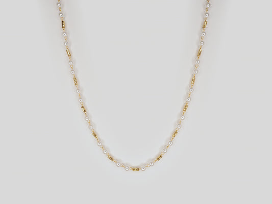 Cylinder gold plated necklace 18k with pearls. Beautiful handmade necklace. Gold plated chain necklace with cylinders and pearls by Xatli. Gold plated necklace Canada. 18k gold plated chain. Affordable jewelry for every occasion. Length: 16.5