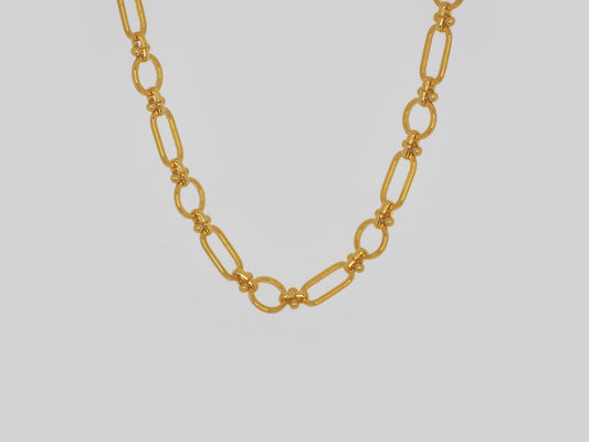 Circle and oval Chain Made Gold Plated 18k .Beautiful handmade necklace. Gold plated chain necklace by Xatli. Gold plated necklace Canada. 18k gold plated chain. Affordable jewelry for every occasion.