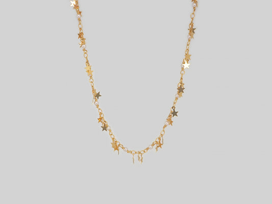 Triple stars and natural pearls. Necklace Gold Plated 18k. stars and pearls by Xatli. Gold plated necklace Canada. 18k gold plated chain.