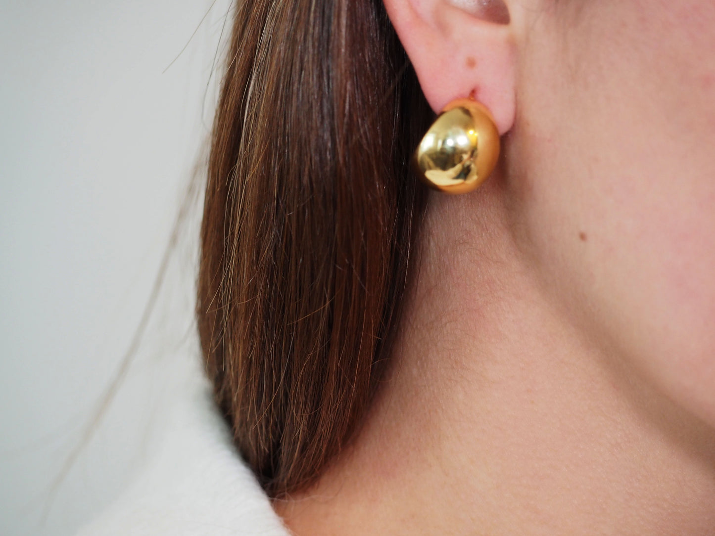 Huggies Drops Chunky Earrings - Gold Plated 18k