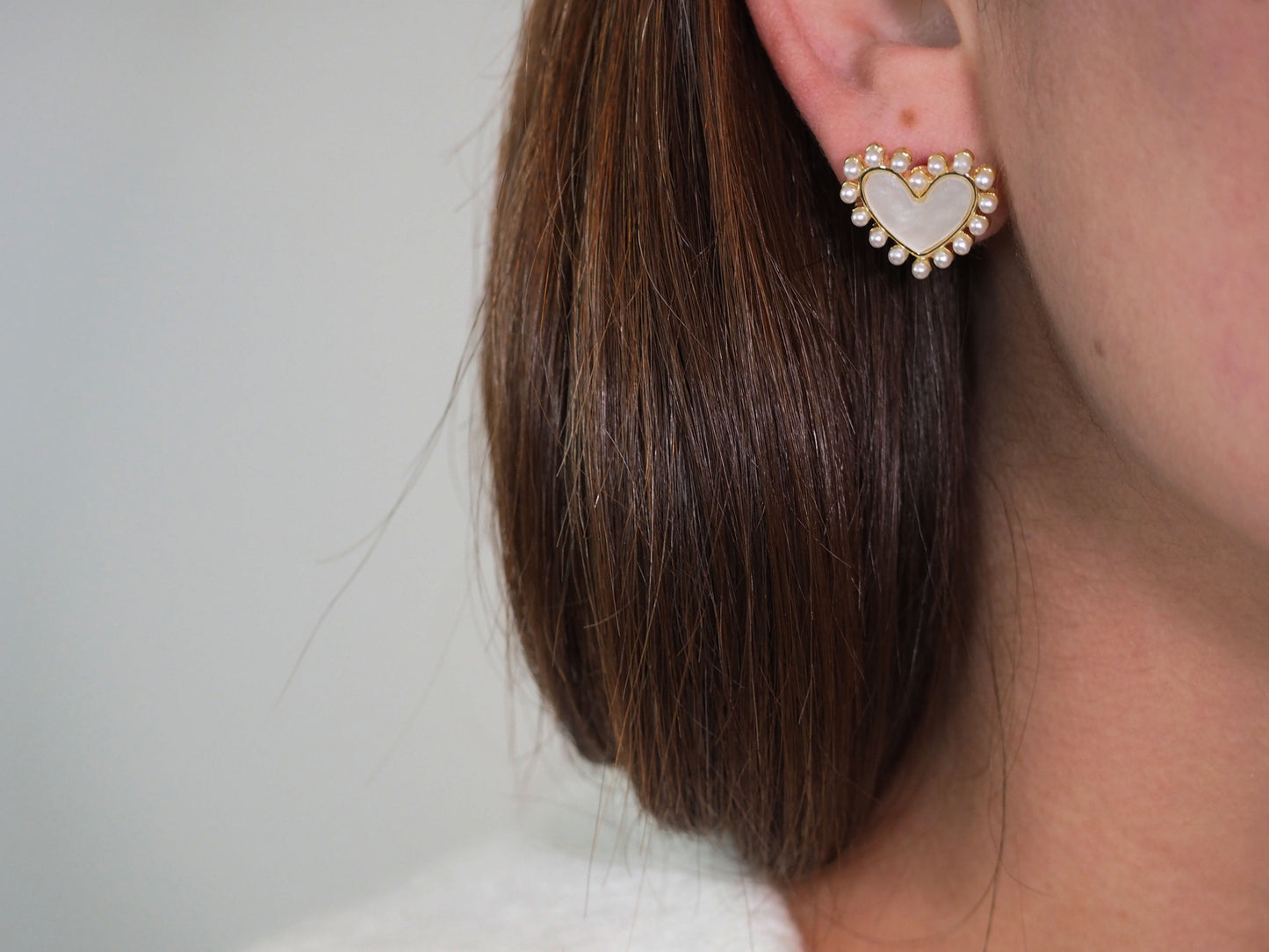 White Heart Earrings with Pearls in Gold Plated 18k