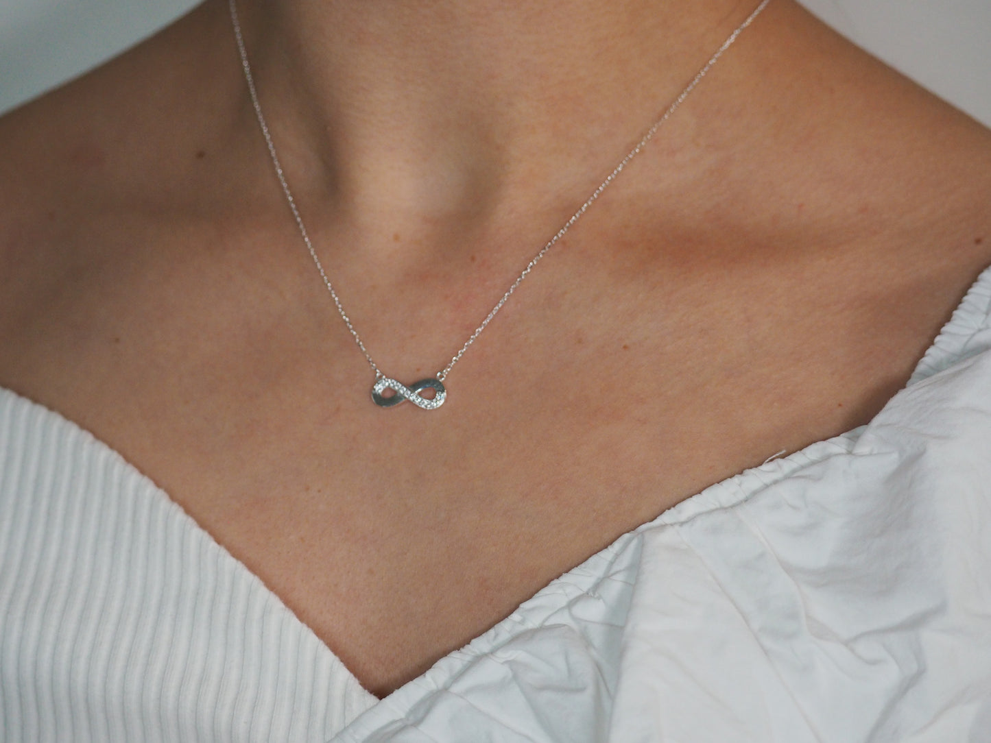 Infinite Necklace in Sterling Silver 925