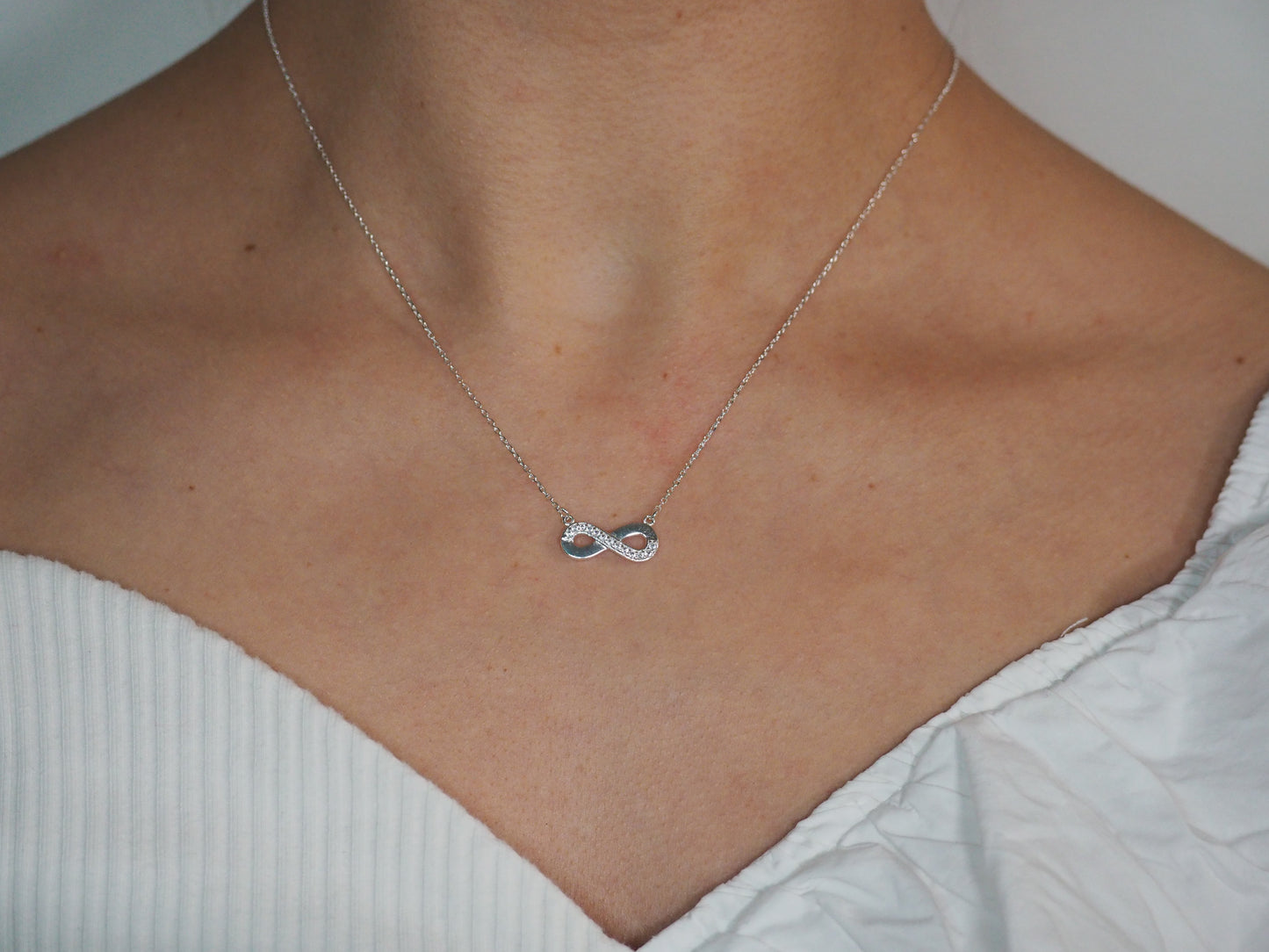 Infinite Necklace in Sterling Silver 925