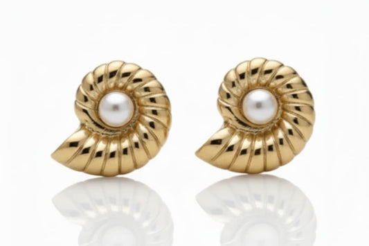 Snail Earrings with Pearl -gold plated 18k