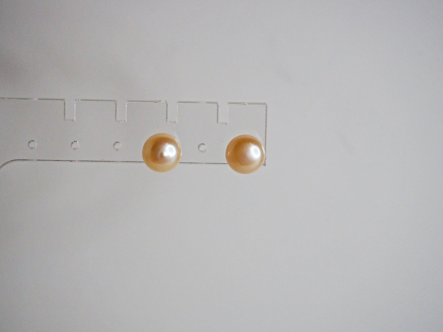 Water Fresh Pearls Studs