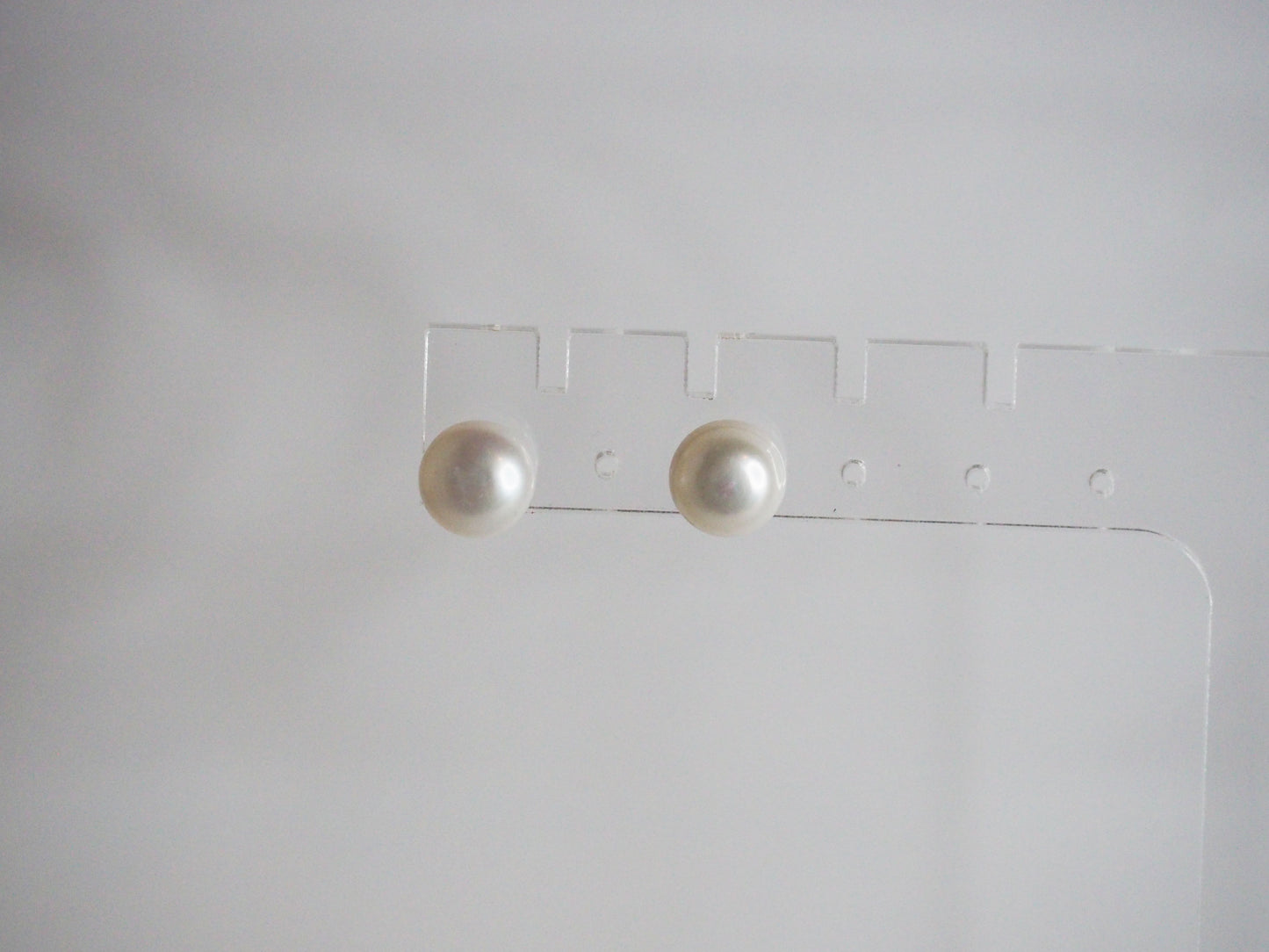 Water Fresh Pearls Studs