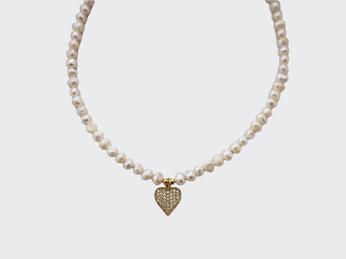 Freshwater Pearl Necklace with Heart-Pendant