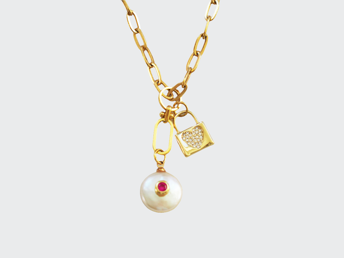 Necklace Mother Pearl & Lock