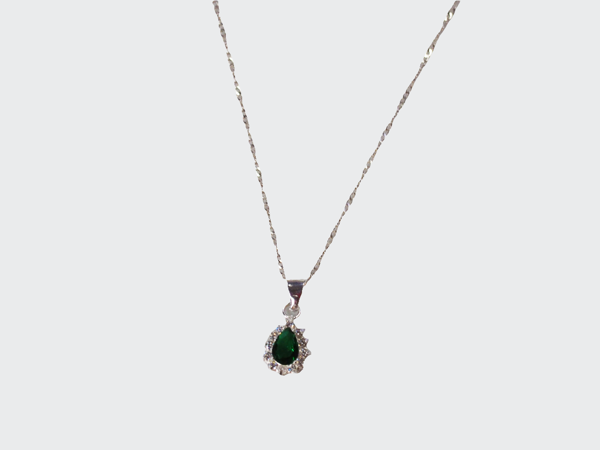 Green Zircon Diamond-Shaped Necklace in Sterling Silver 925