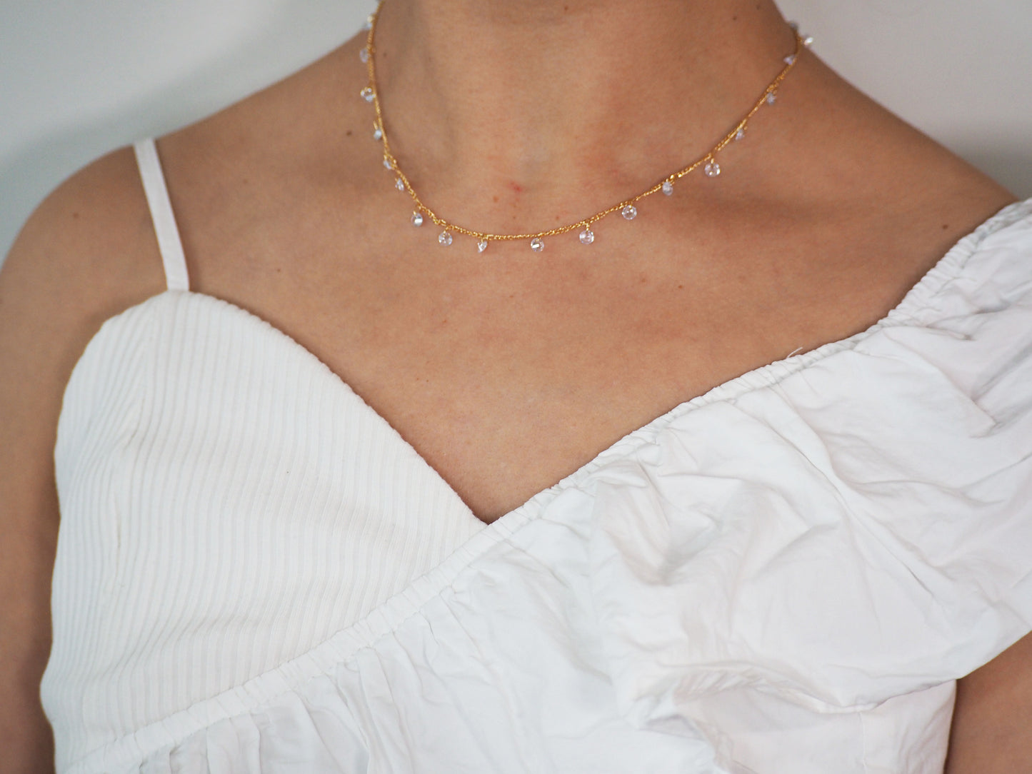 White Crystal Necklace 18k Gold Plated