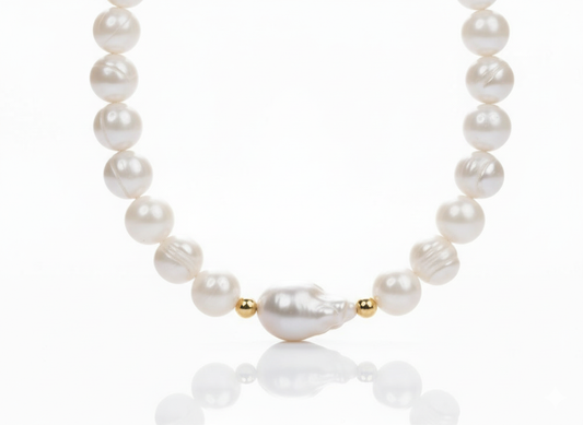 Freshwater Pearl Necklace with Mother of Pearl Centerpiece