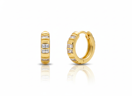 Huggies with white Zirconias -18K Gold Plated