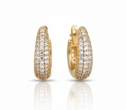 Elegant Huggies with white Zirconia  – 18K Gold Plated