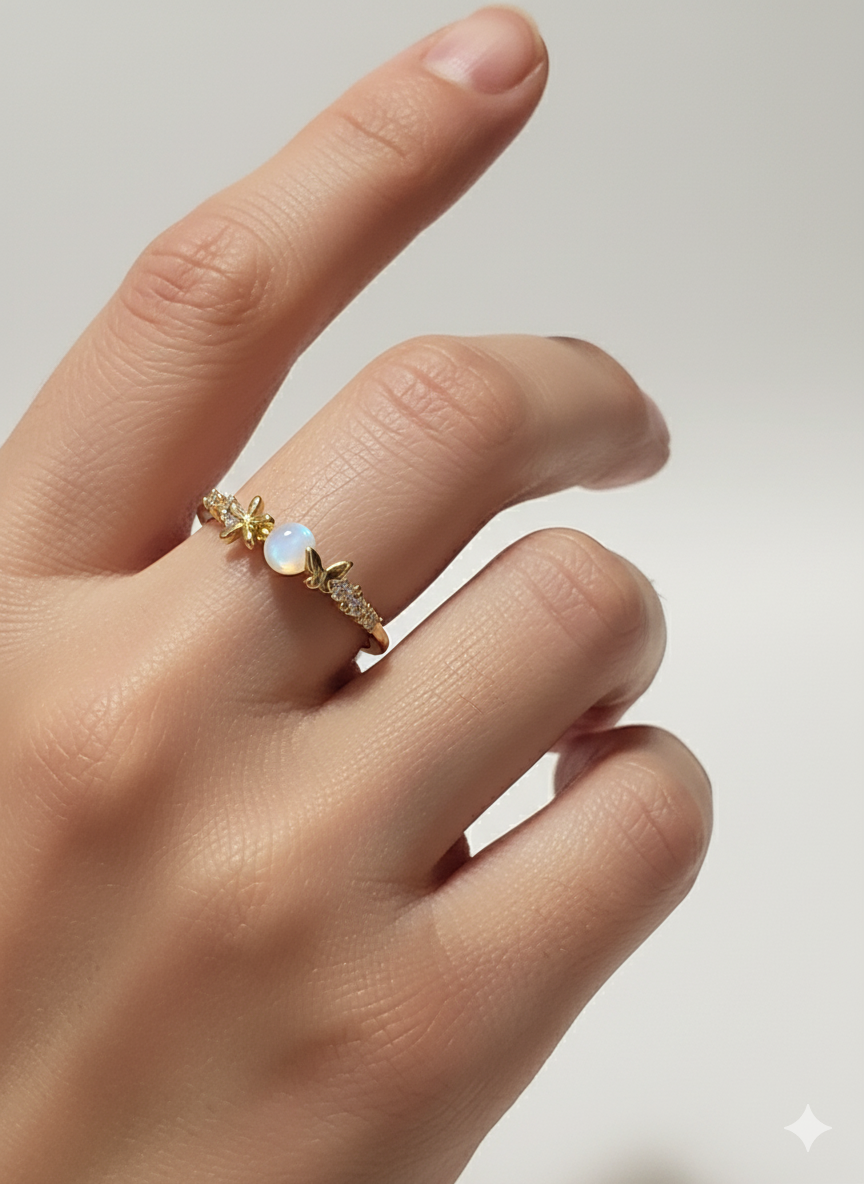 Mini Butterfly Agate & Zirconia Ring – 18K Gold-Plated Adjustable
