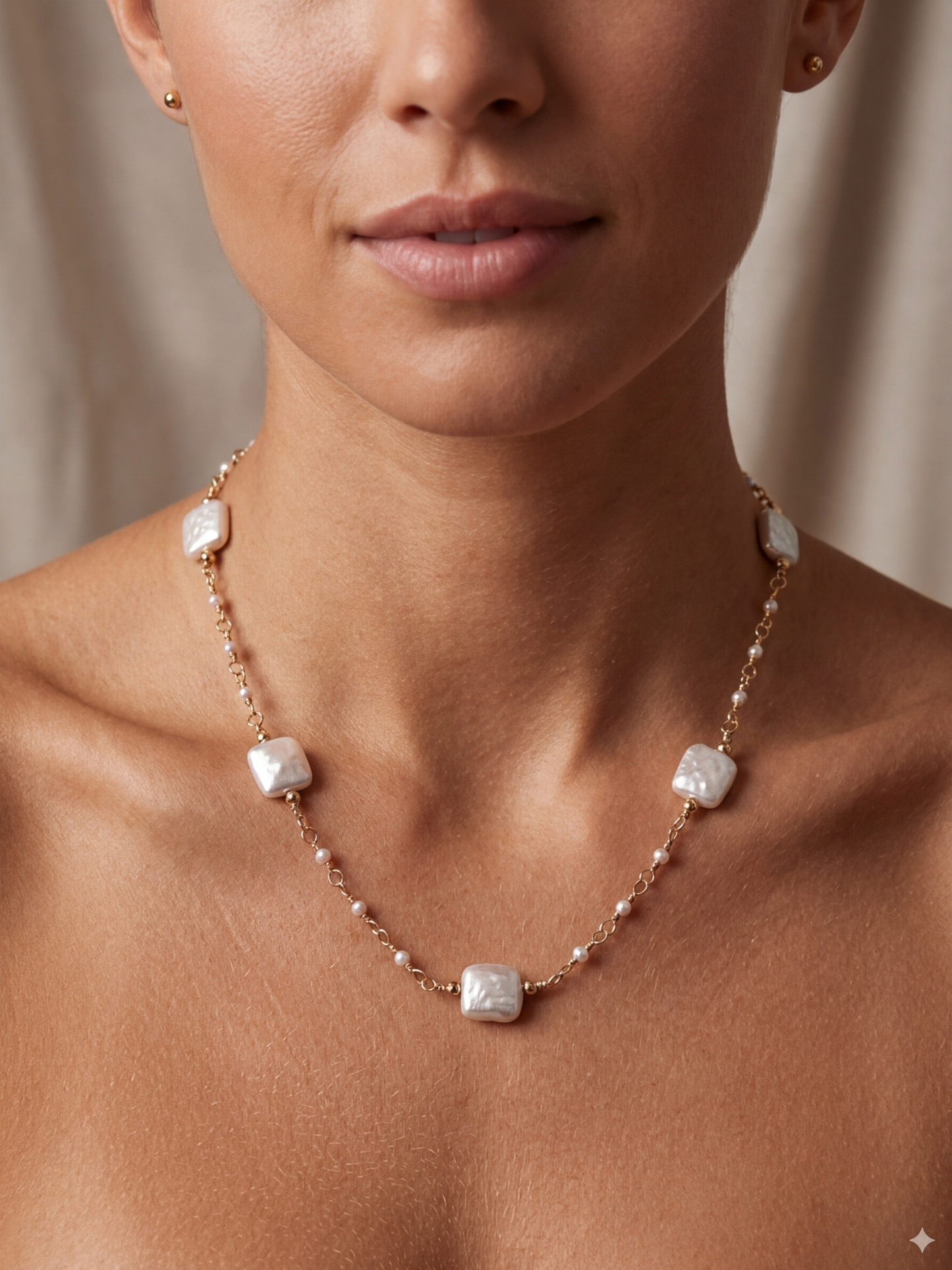 Necklace white square pearl-18K Gold plated