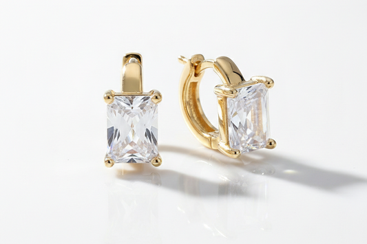 Huggies Square Zircon Earrings - Gold Plated 18k