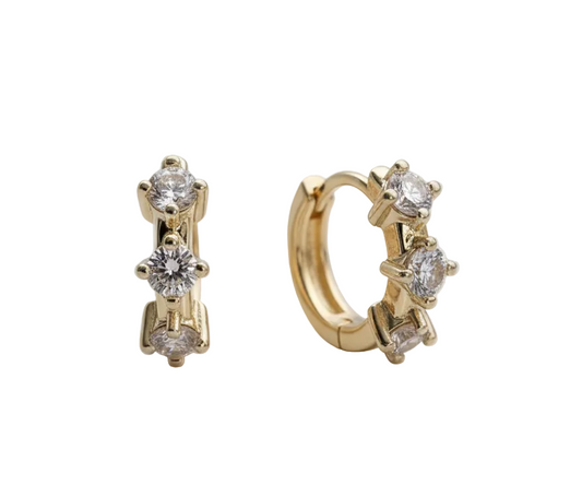 Huggie Earrings with Three Zirconias – 18K Gold Plated
