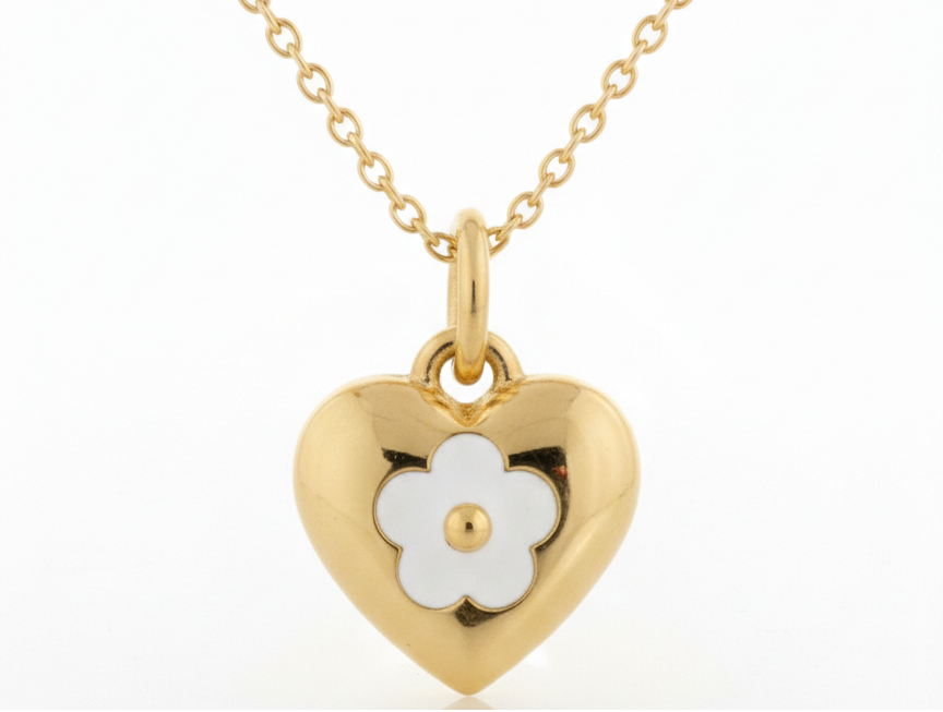 Mini Heart Necklace with White Flower – 18K Gold Plate