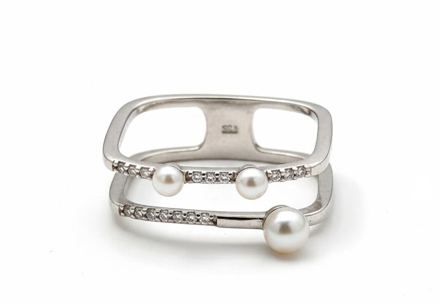 Square Pearl and Zirconia Ring – Sterling Silver 925