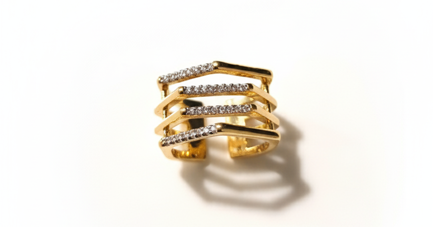 Irregular Shape Four-Ring with Zirconia– 18K Gold-Plated Adjustable