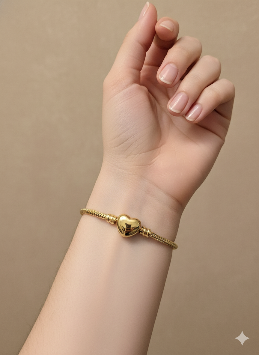 Heart Clasp Bracelet – 18 cm Gold Plated