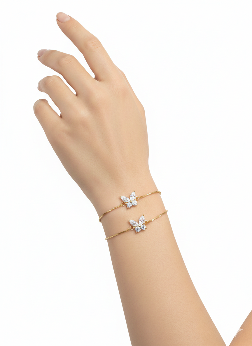 Adjustable Mini White Butterfly Bracelet – 18K Gold Plated, Delicate & Elegant