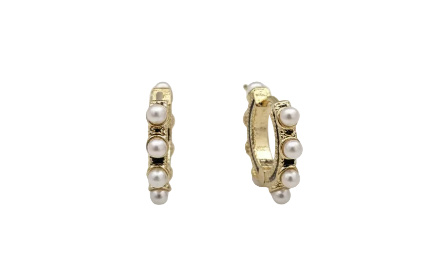 Pearl Huggie Earrings – 18K Gold Plated