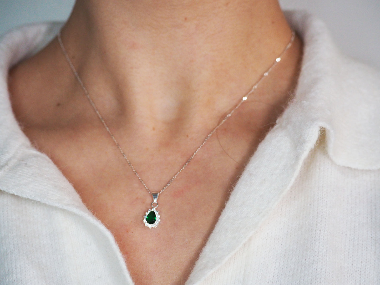 Green Zircon Diamond-Shaped Necklace in Sterling Silver 925